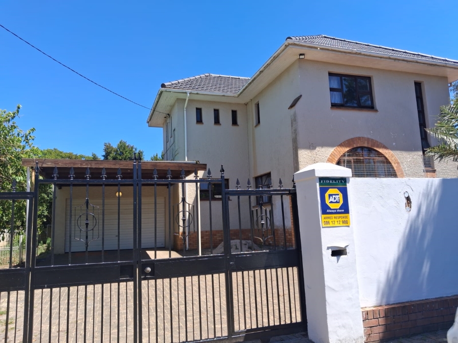 To Let 3 Bedroom Property for Rent in Selborne Eastern Cape